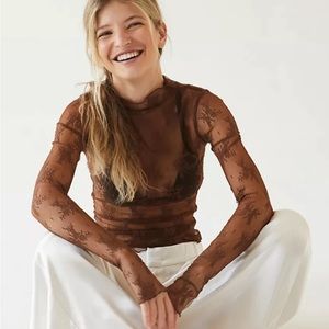 Last Lux Layering Top NWOT Creek Bend sold out